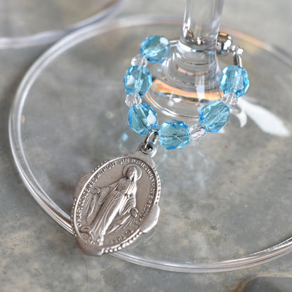 Stem Gems™ Saintly Sipping, Christmas